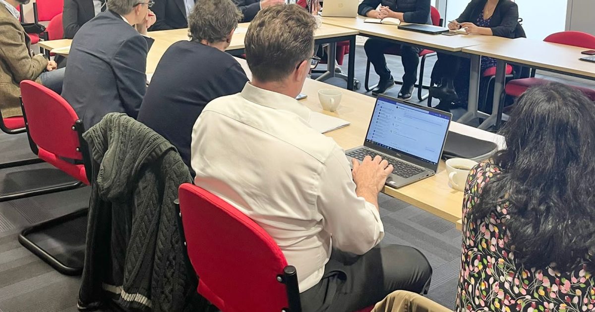 Ergeyga Gaarka Ah Ee Gurmadka Abaaraha Oo UK Kula Kulmay Hay’addaha Gargaarka