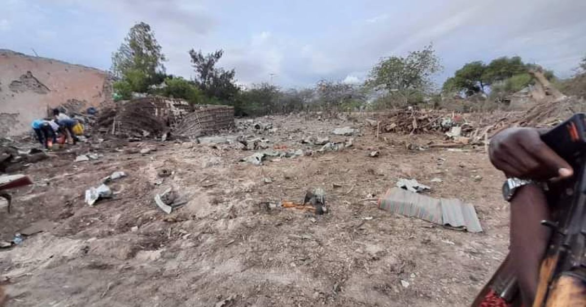 Wasiirka Duulista Hawada Oo La Kulantay Guddiga Shirkadaha Diyaaradaha Dalka