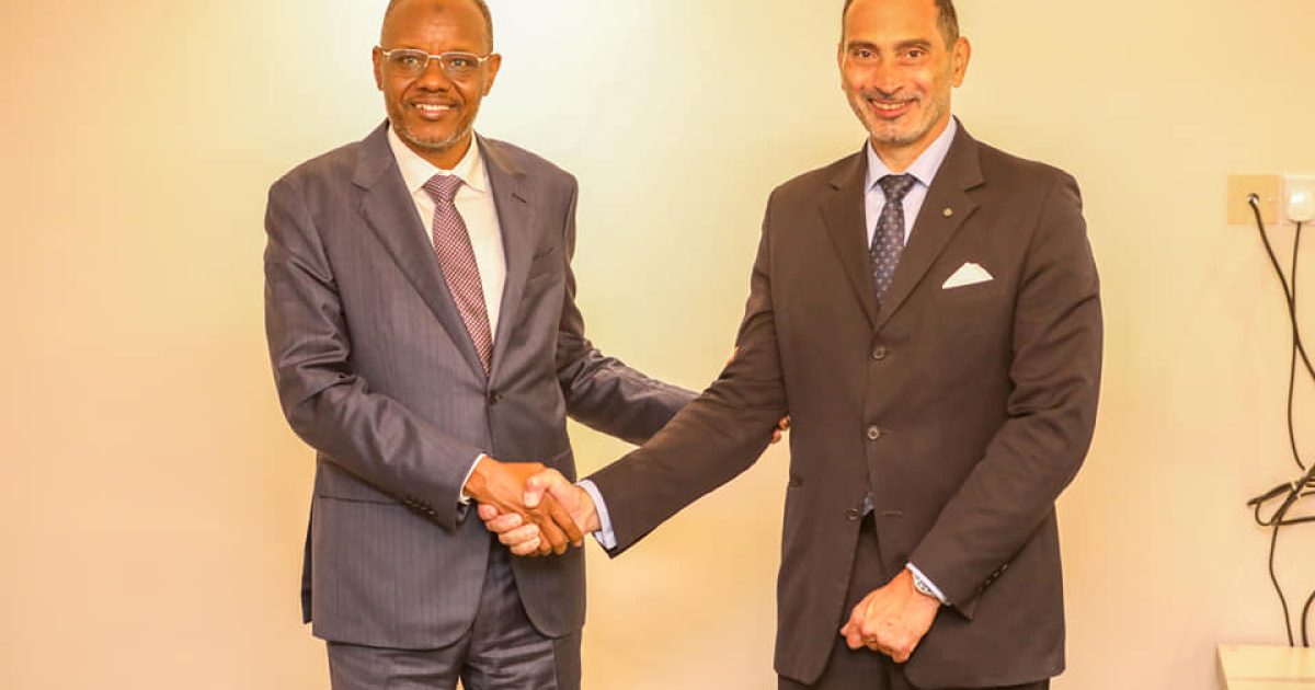 Madaxweynaha Dowlad-goboleedka koonfur galbeed oo kulan la qaatay safiirka Talyaaniga u jooga Soomaliya