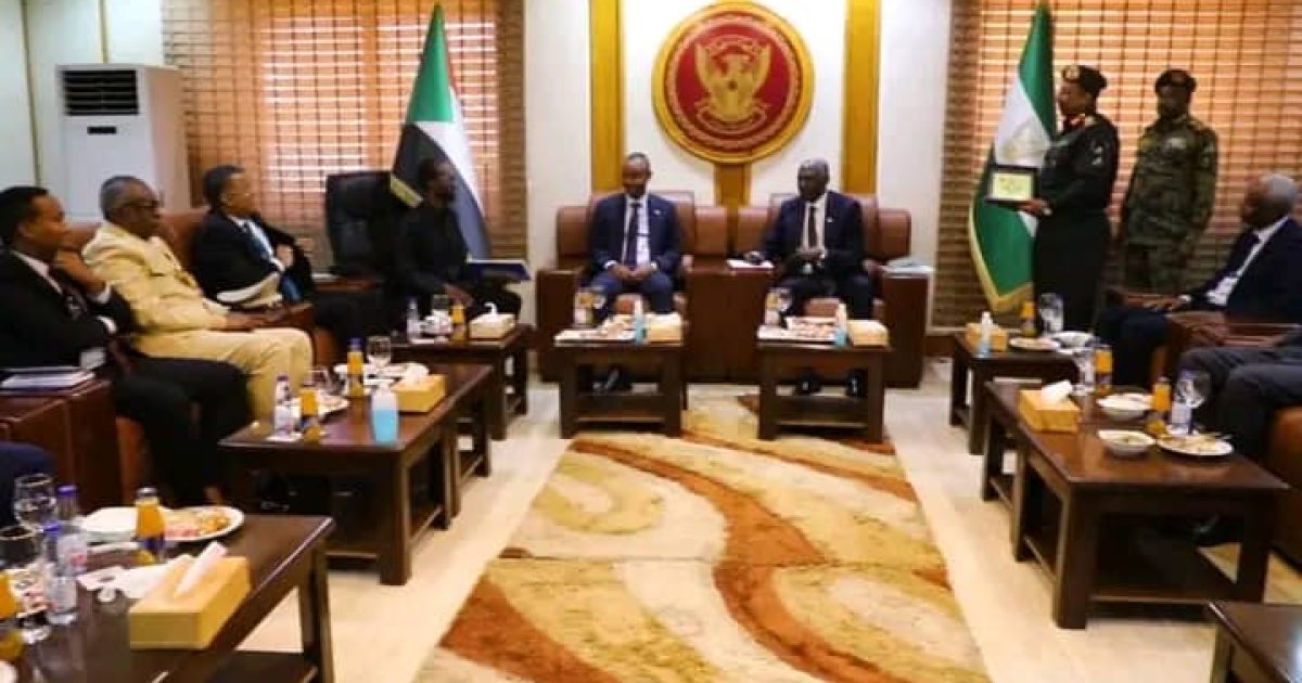 Wasiirka Gaashaandhigga Soomaaliya Oo Kulan Mira Dhal Ah La Qaatay Dhiggiisa Dalka Suudaan