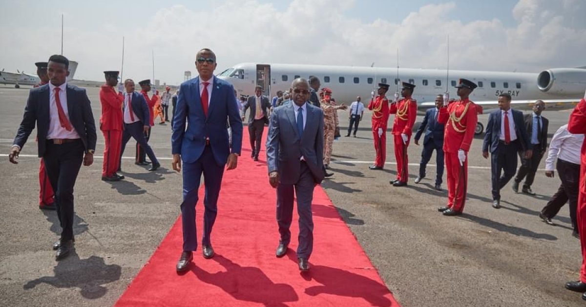 Ra’iisul wasaare Xamse oo gaaray Jabuuti