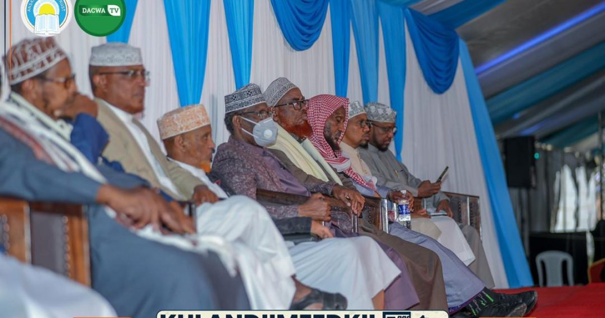 Culimada Soomaaliyeed oo ku baaqay inaan loo kala harin ladagalanka Khawaarijta Al-shabaab.