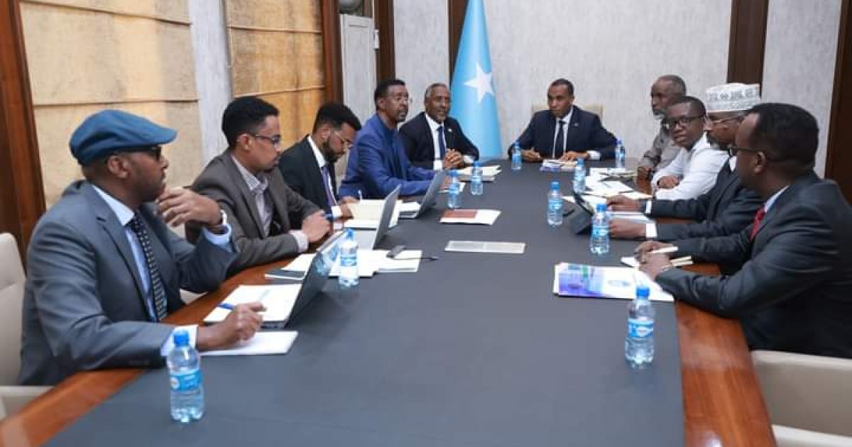 R/W Xamse oo labo Wasaaradood iyo Bandhigga Dhexe ka Guddoomay qorshe howleedka sanadka cusub