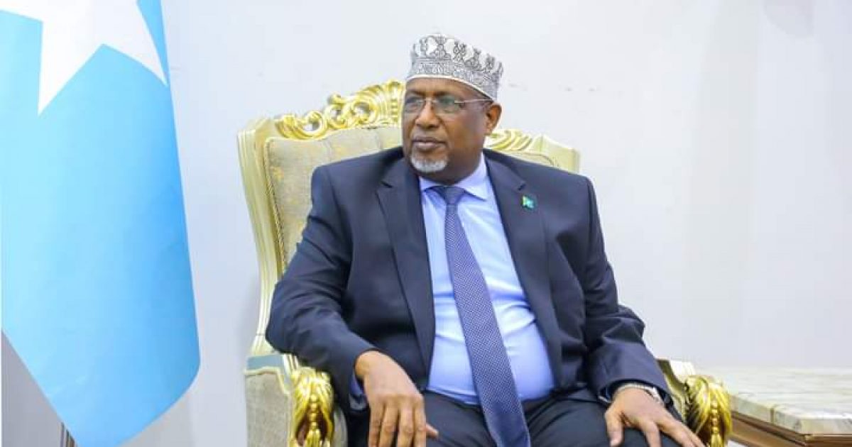 Aadan Madoobe oo ku baaqay dagaalka Baydhabo ka socda in lajoojiyo