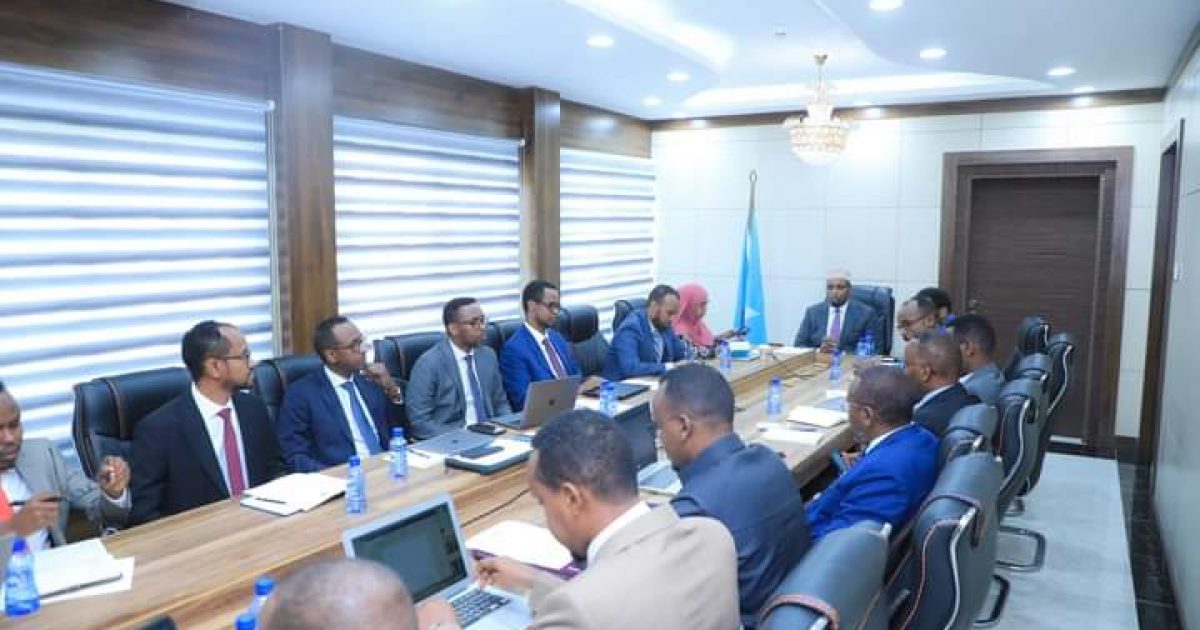 Wasaaradda Qorsheynta ka shirtay dardargelinta qorshaha hortebinta u leh Wasaaradda