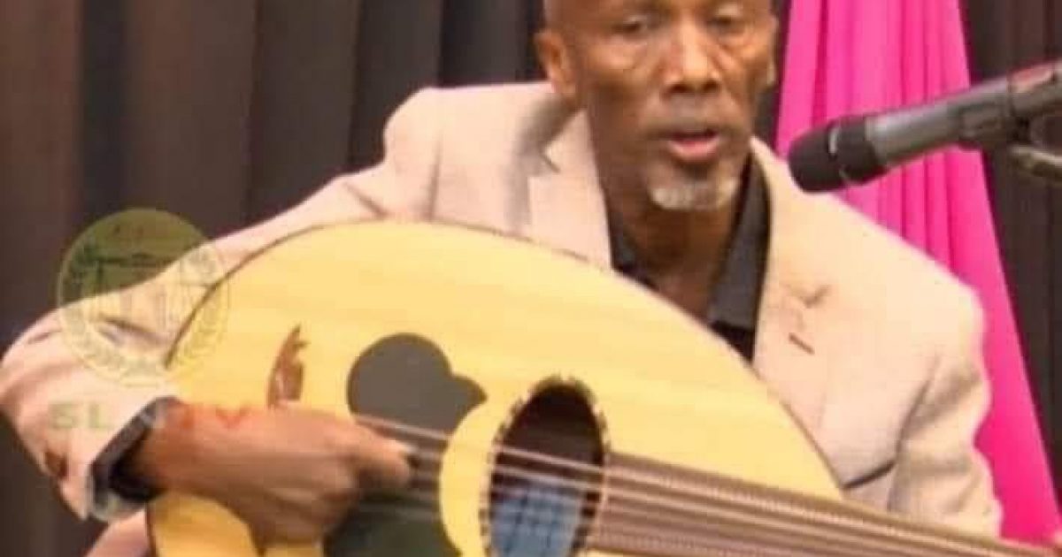 Wasiirka Warfaafinta oo ummadda Soomaaliyeed uga tacsiyadeeyay geerida Marxuum Cabdinaasir