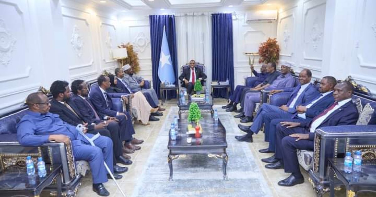 R/W Xamse iyo Wasiirka Gaashaandhigga Kenya oo ka wada hadlay labo qodob oo muhiim ah