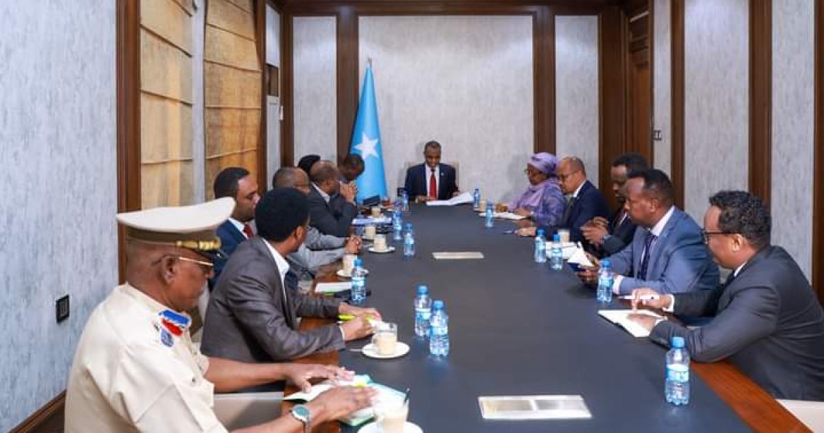 Ra’iisul wasaaraha XFS oo maamulka gobolka Banaadir kala hadlay sugidda amniga caasimadda