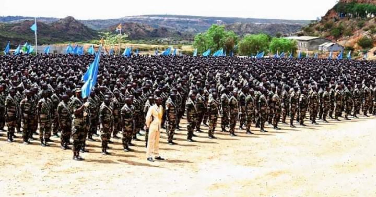 Cutubyadii ugu horreyay ciidamadii lagu soo tababaray Eritrea oo maanta Muqdisho ka soo degay