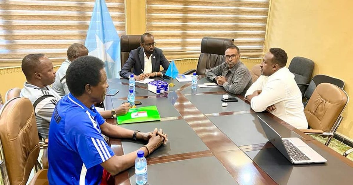 Agaasimaha Guud Ee Ciyaaraha Oo Kulan La Qaatay Macalimiinta Xulka Qaranka 17 Jirrada