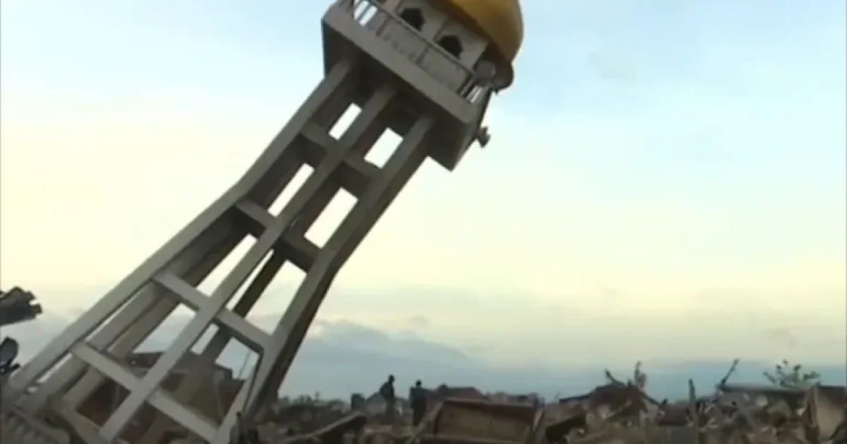 Dhulgariir ku dhuftay qeybo kamid ah dalka Indonesia