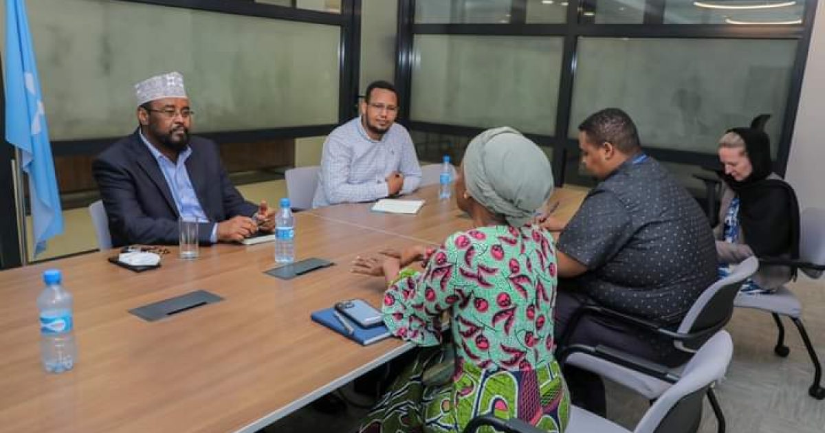 Madaxweynaha Jubbaland oo qaabilay Madax katirsan QM