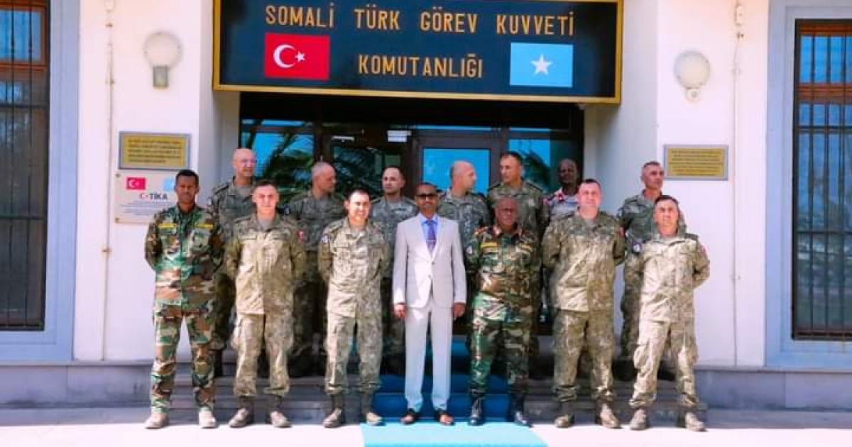 Wasiirka Gaashaandhigga oo kormeeray xerada tababarka ciidamada ee TURKSOM