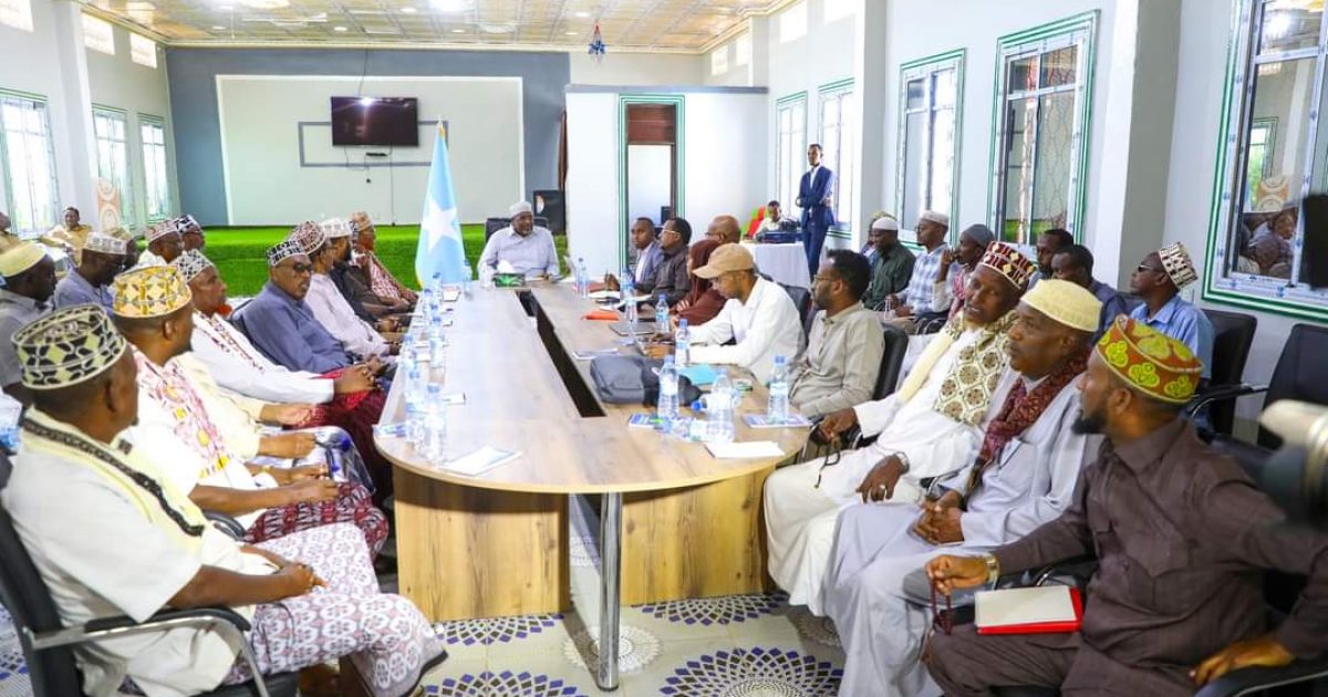 Guddoomiye Sheekh Aadan oo kulan la qaatay Guddiga qiimeynta dhacdooyinka KGS