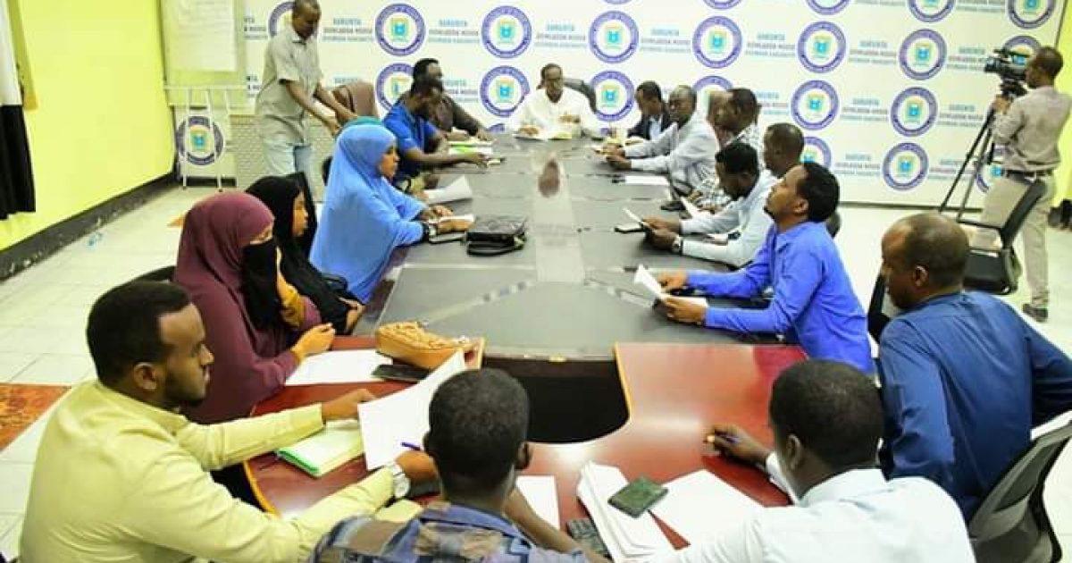 Xildhibaannada Golaha deegaanka Degmada Gaalkacyo oo ka shiray ajandayaal muhiim ah