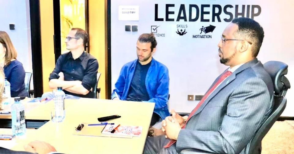 Madaxweyne ku-xigeenka Galmudug oo Nairobi kulan kula qaatay Wakiilo ka tirsan Beesha Caalamka