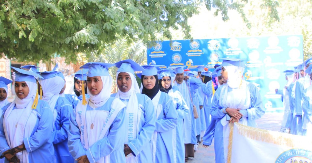 Wasiirka Waxbarashadda Galmudug oo ka qeybgalay munaasabad qalinjabin ah