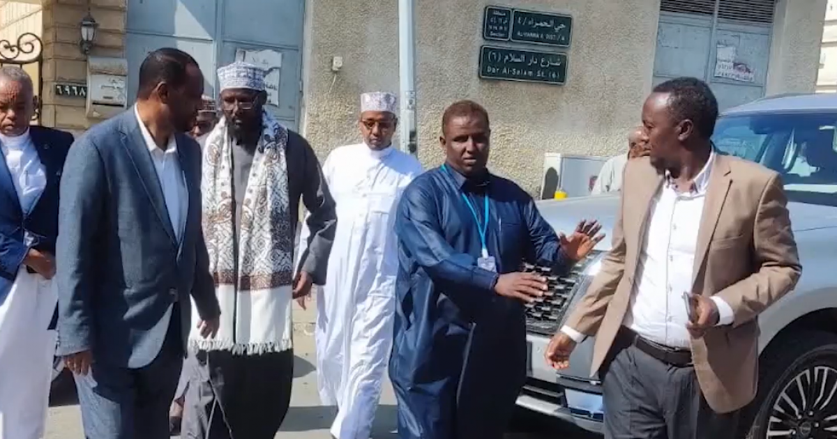 Wasiirka Awqaafta XFS oo booqday Qunsuliyadda Soomaaliya ee Dalka Sacuudi