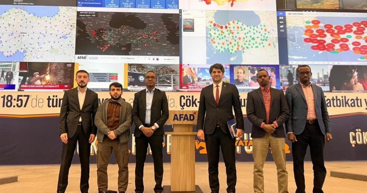 Guddoomiyaha hey’adda maareynta masiibooyinka oo kulan la qaatay guddoomiye ku xigeenka hey’adda maareynta masiibooyinka ee dalka Turkiga.