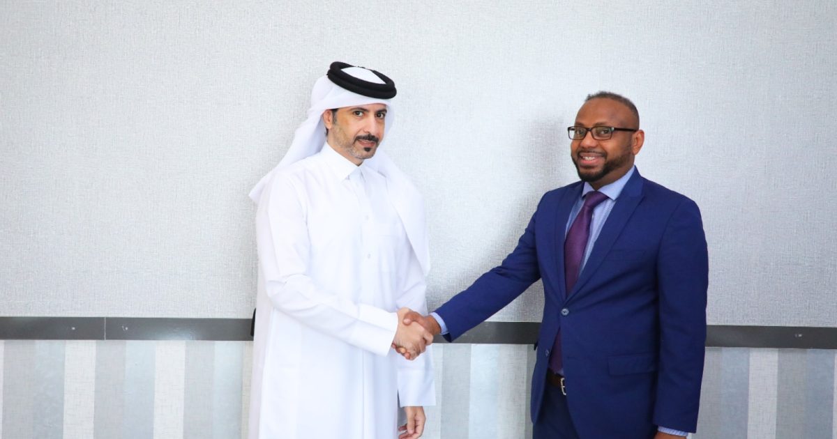 Xoghayaha joogtada ah ee wasaaradda arrimahada dibadda oo kalun la yeeshay safiirka dowladda Qatar ee Soomaaliya.