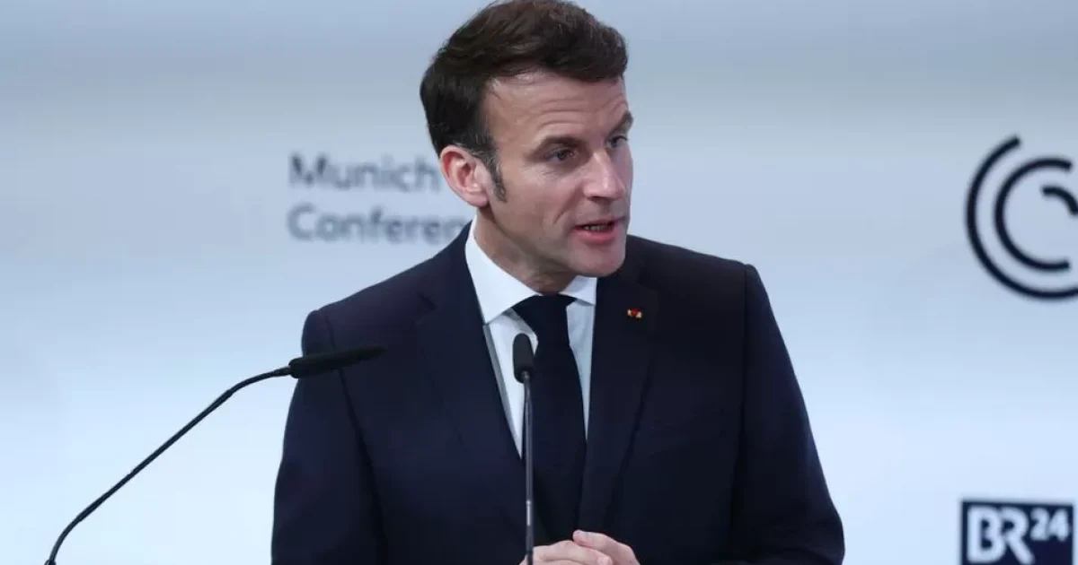 Macron” Waxaan rabaa in Ruushka looga adkaado dagaalka Ukraine, balse aan la bur burin”,