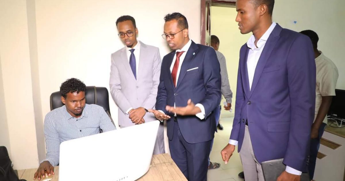 Agaasimaha Guud ee Wasaaradda Shaqada XFS oo kormeeray tira-koobka Shaqaalaha Rayidka ah