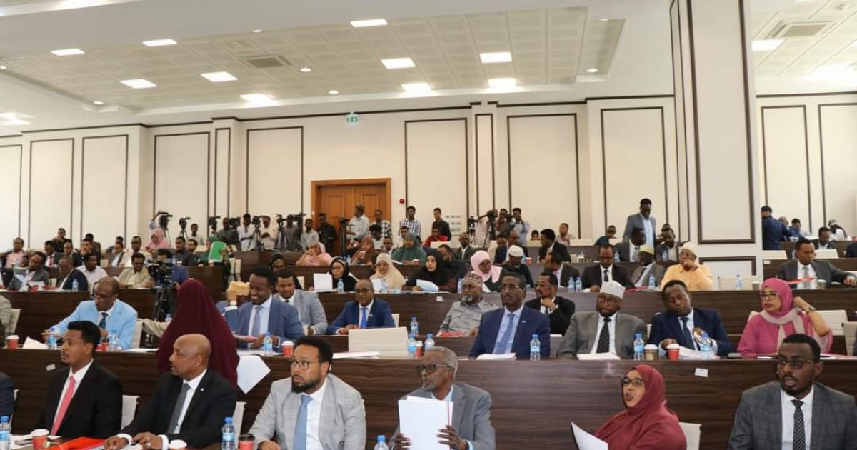 Golaha Shacabka BJFS oo loo qeybiyay sharciyo dhowr ah