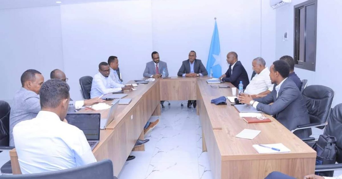 Guddoomiyaha SoDMA oo xafiiskiisa ku qaabilay madaxa xarunta dhexe ee IGAD