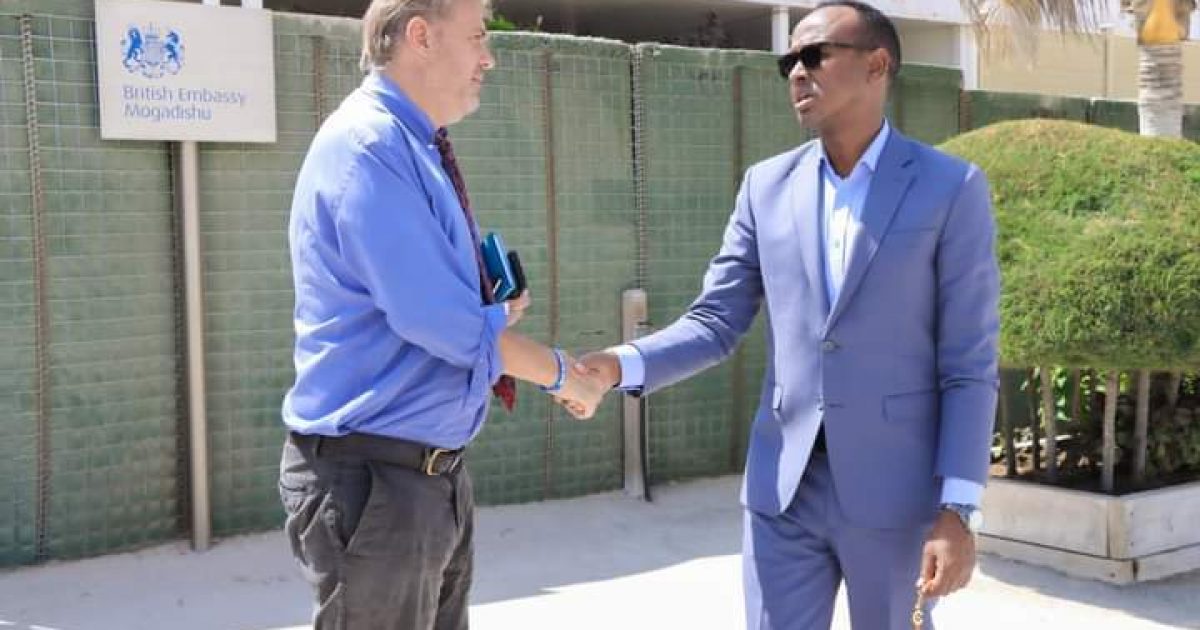 Guddoomiyaha Hay’adda SoDMA oo la kulmay Agaasimaha hay’adda FCDO