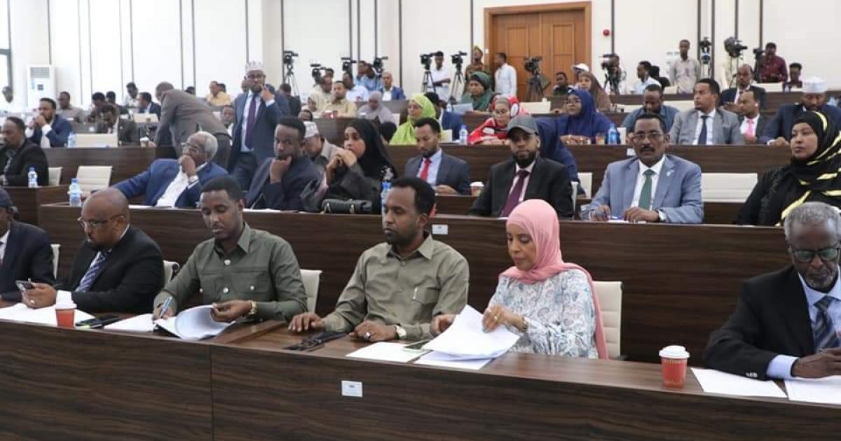 Golaha shacabka oo maanta yeeshay kulankoodii caadiga ahaa