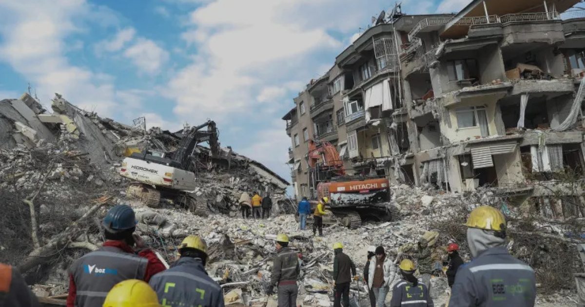 Turkiga oo Xerxeray qandaraaslayaal dhismo