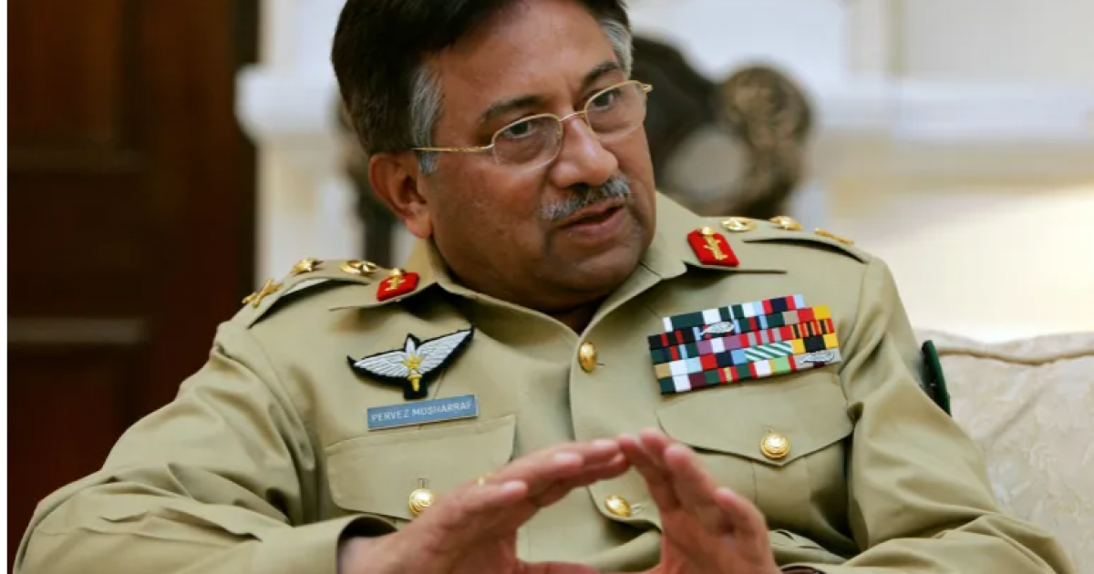 Pakistaan:Pervez Musharaf oo ku geeriyooday Imaaraadka Carabta
