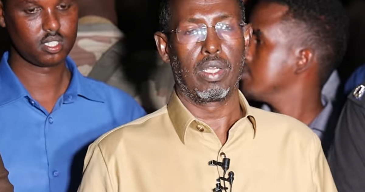 Duqa Muqdisho oo sheegay inay la dagaalamayaan kooxaha sameeya maandooriyaha