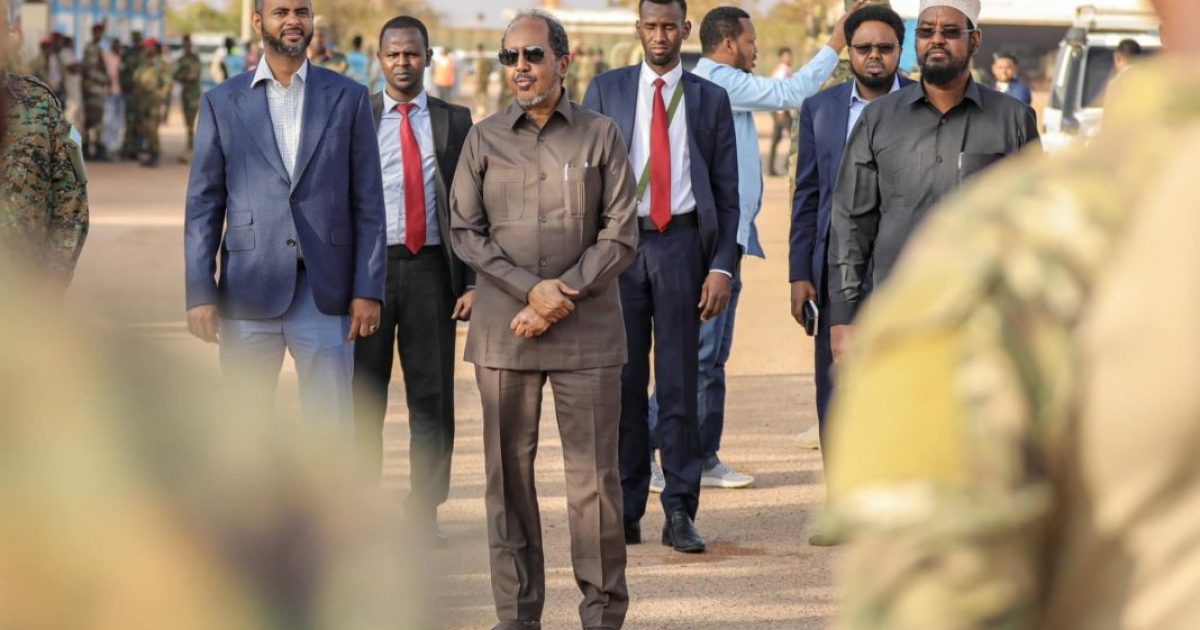 Somali President visits SNA base in Kismayo