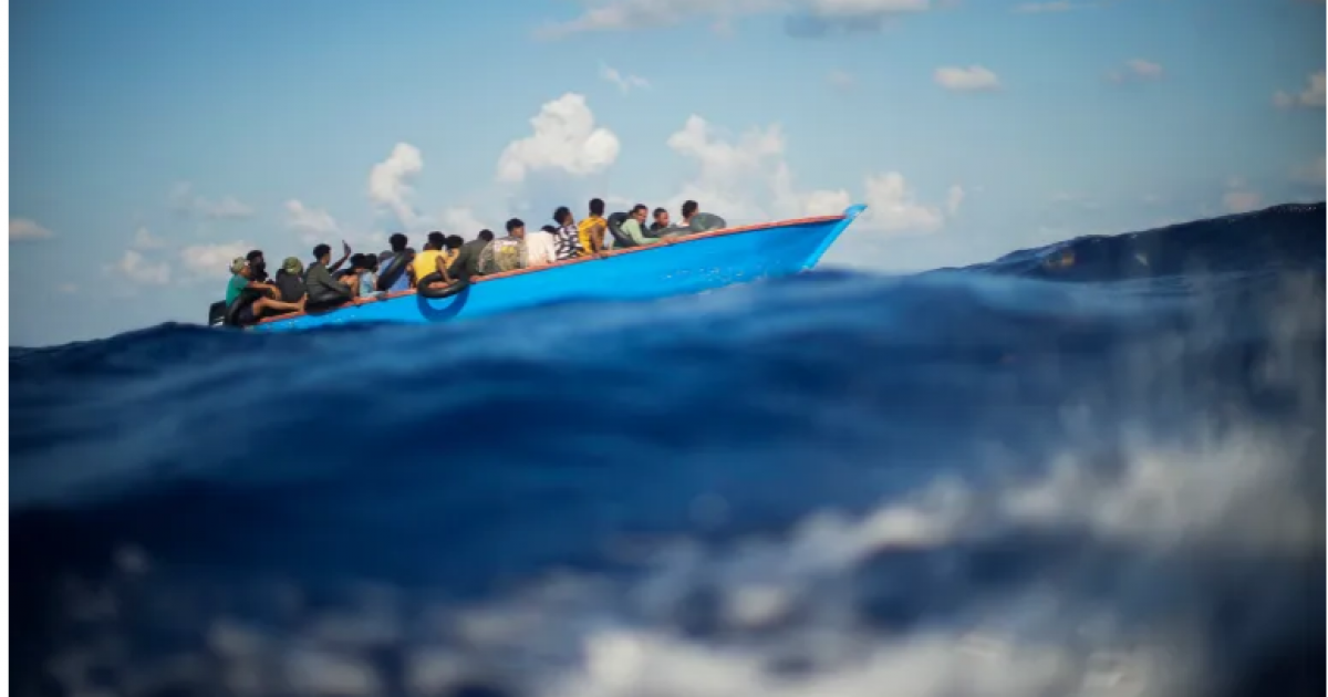 30 ruux oo lagu la’yahay dooni ku qallibantay badda mediterraneum