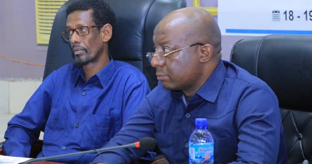 Shir looga hadlayo ballaarinta Idaacadaha DF,DG iyo gobolka Banaadir oo ka furmay Kismaayo