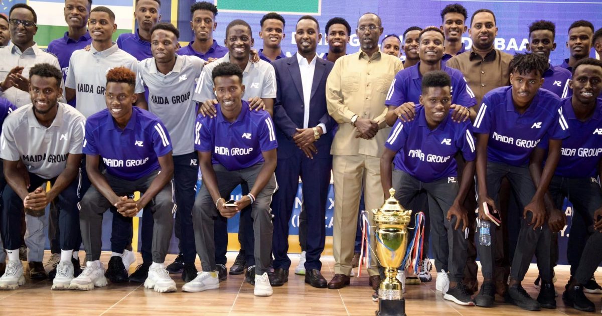 Duqa Muqdisho oo Casha sharaf u sameeyay maamulka iyo ciyaartoyda degaanka Gubadley