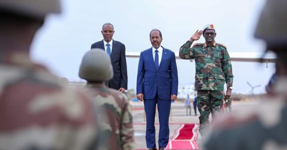 Madaxweyne Xasan Sheekh iyo wafdi uu hoggaaminayo oo gaaray magaalada Baydhabo “SAWIRRO”