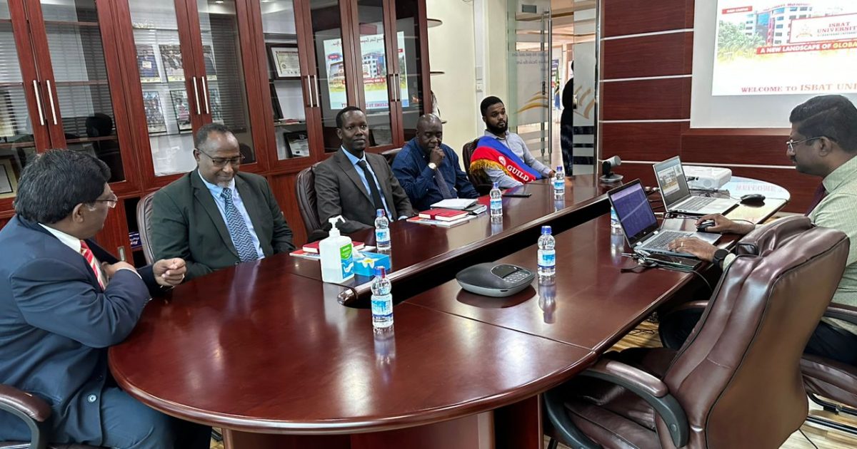 Guddoomiyaha Jamacadda Somaville oo booqday Jaamacadda ISBAT ee dalka Uganda