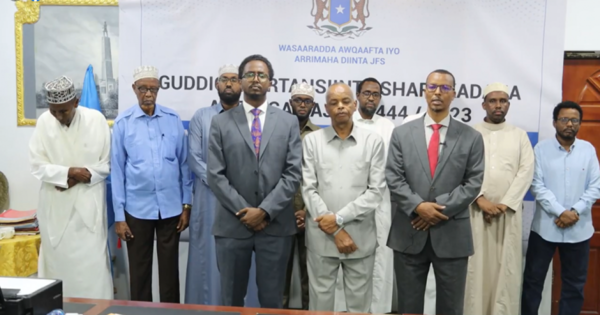 Baarlamaanka JFS oo ammaanay qaabka lagu xulay shirkadaha adeegga ee Xajka bixinaya