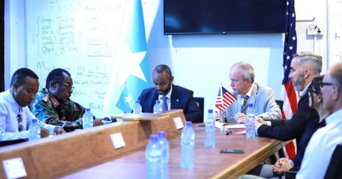 Soomaaliya iyo Mareykanka oo kala saxiixday heshiis Muhiim ah