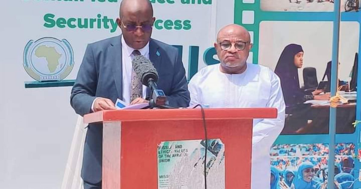 Wasiirka Warfaafinta oo ka warbixiyay waxqabadka Dowladda ee toddobaadlaha