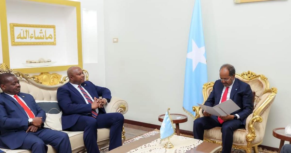 Madaxweyne Xasan Sheekh oo kulan la qaatay Wasiirka Arrimaha Dibadda dalka Burundi