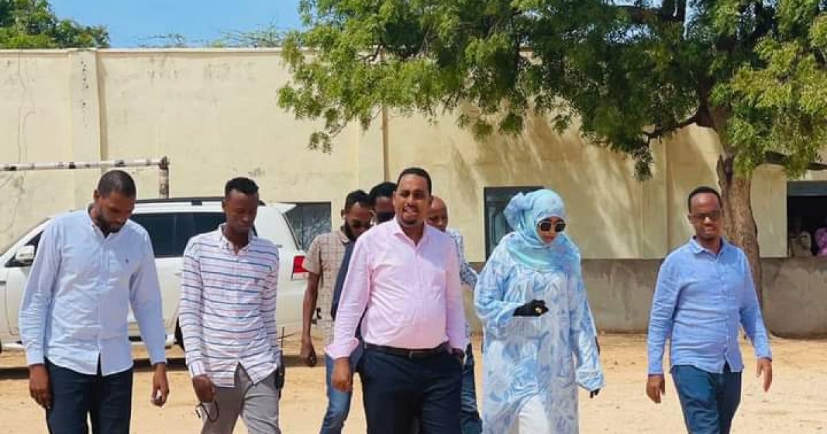 Maamulka Gobolka oo kormeeray garoonka cayaaraha ee Naadiga Munishiibiyo  “SAWIRRO