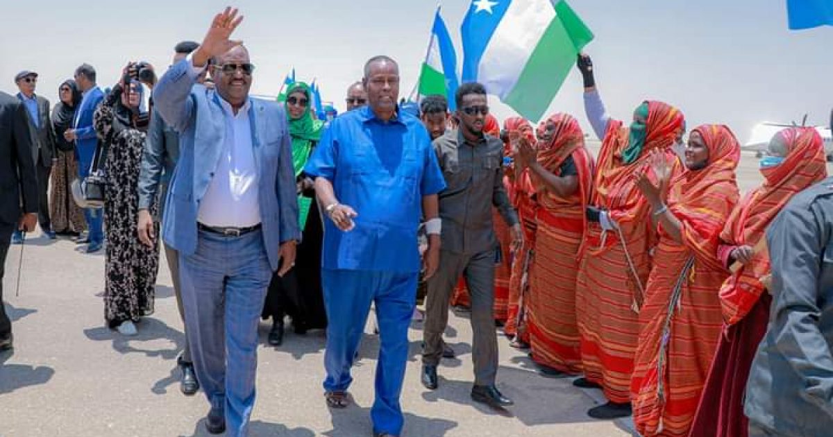 Madaxwaynaha Puntland  oo lagu soo dhaweeyey Garoowe