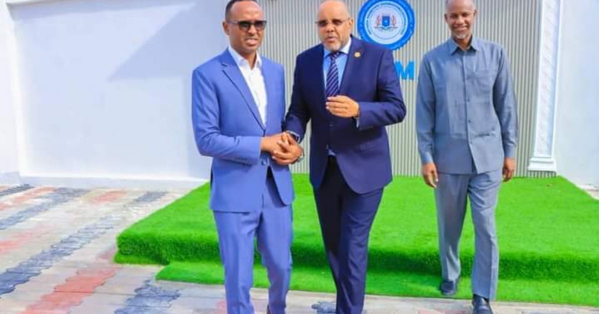 Wasiiru-dowlaha Qorsheynta oo booqday xarunta Hay’adda Maareynta Musiibooyinka Qaranka