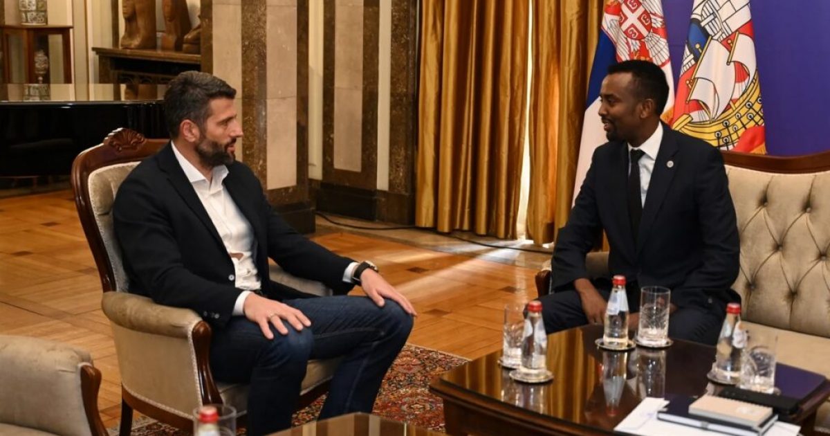 Mataanaynta Caasimaadaha Muqdisho iyo Belgrade