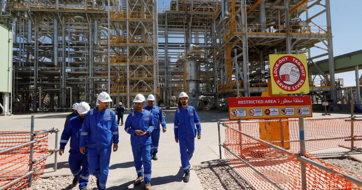 Ciraaq iyo Iiraan oo kala saxiixday heshiis lagu horumarinayo Badroolka