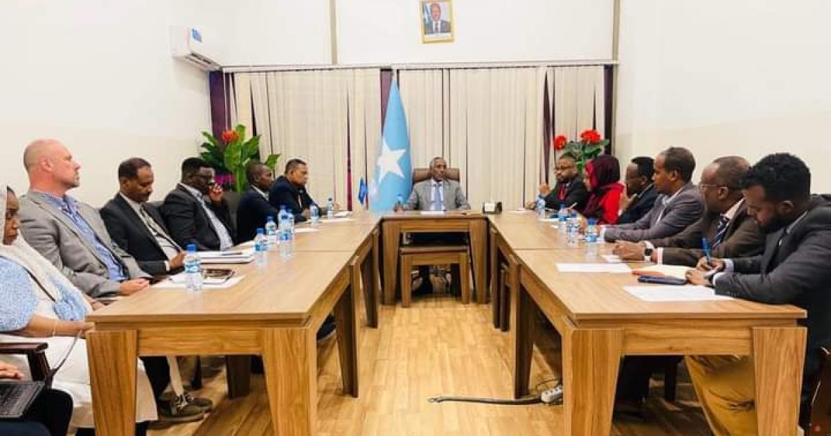Somali Foreign Minister urges expediting evacuation flights for Somali citizens stranded in Sudan