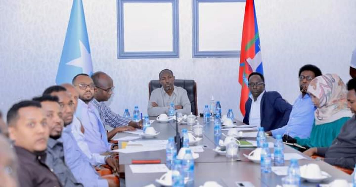 Dardargelinta Barnaamijka dariseynta Caasimadda oo laga hadlay “SAWIRRO”